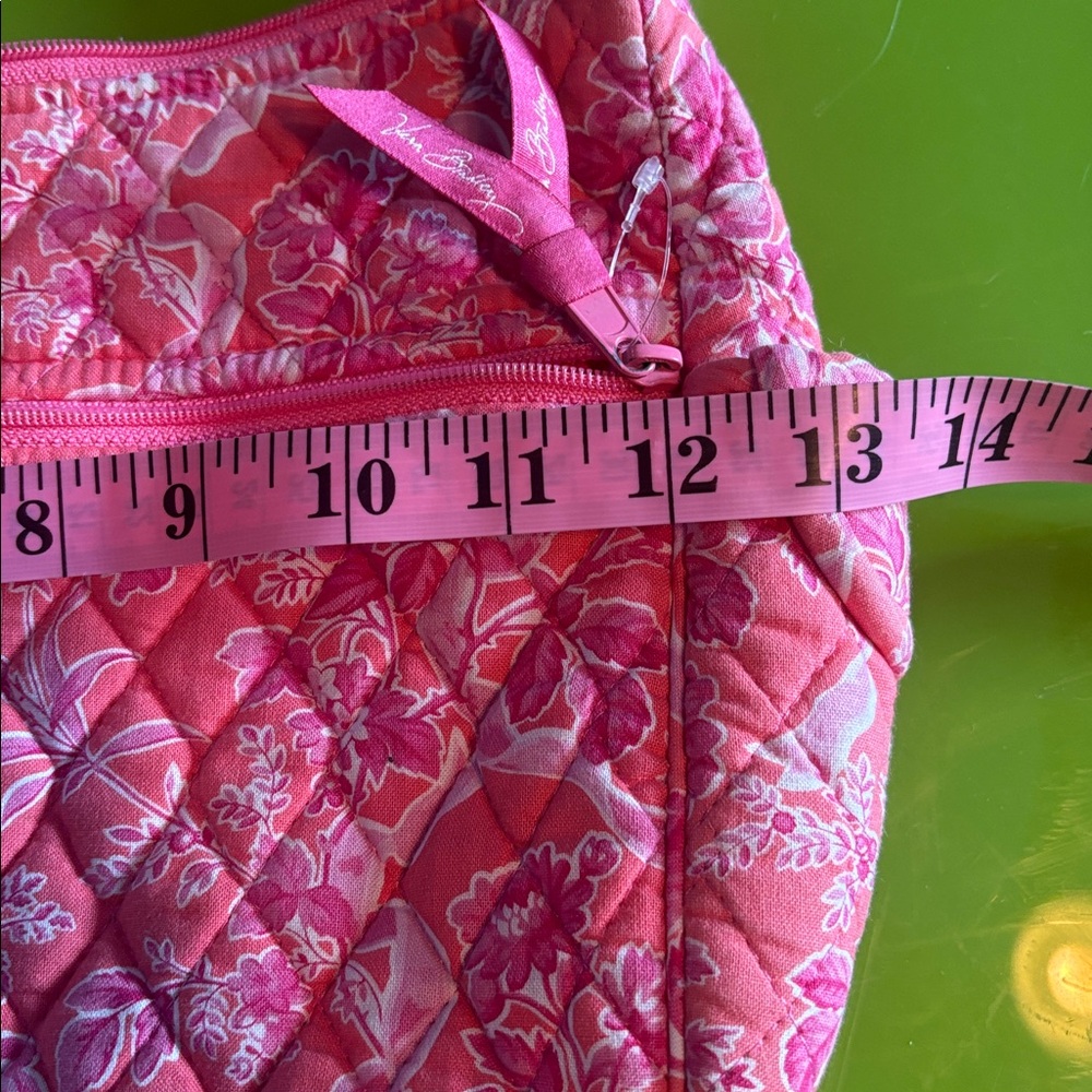 Vera Bradley - Picture 4 of 5